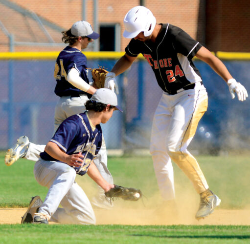 Hollidaysburg downs Tyrone